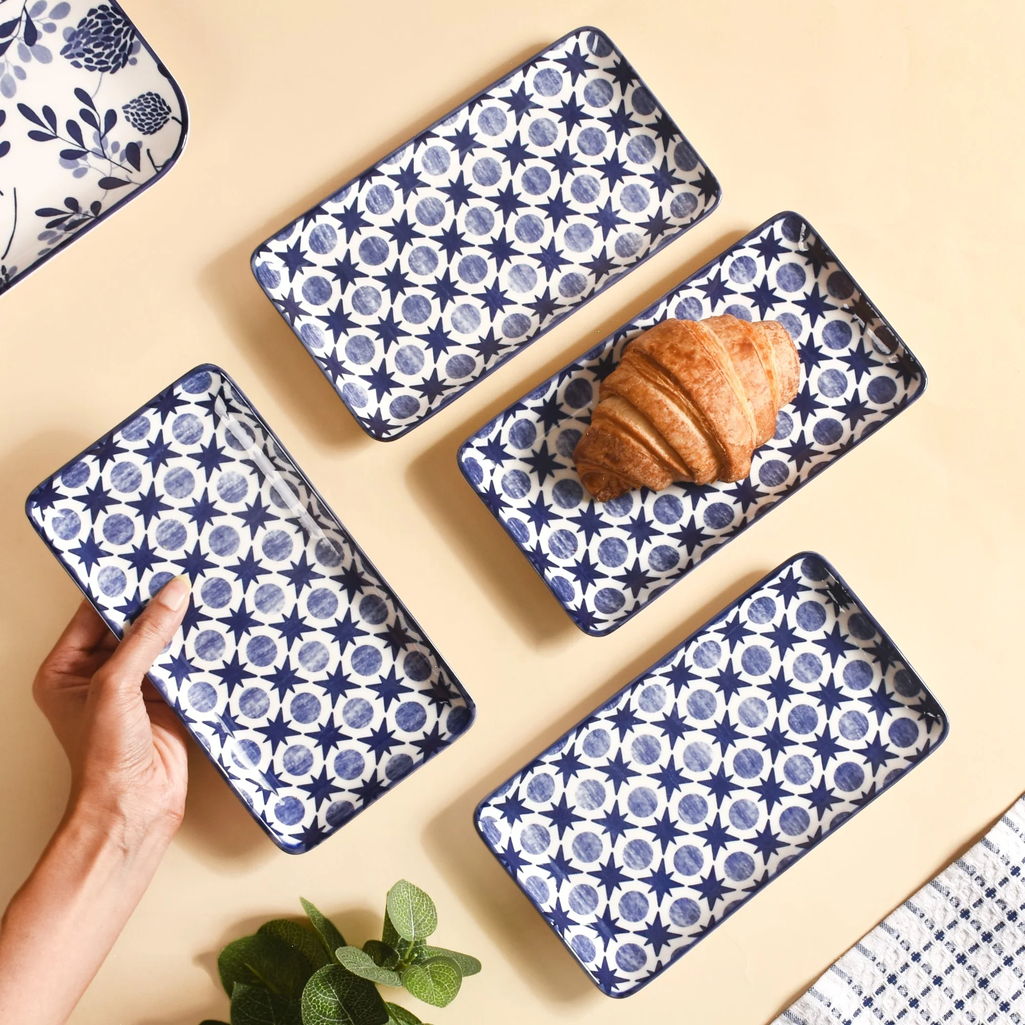 Abstract Design Ceramic Platters Set Of 4 8x4 Inch - Image 3