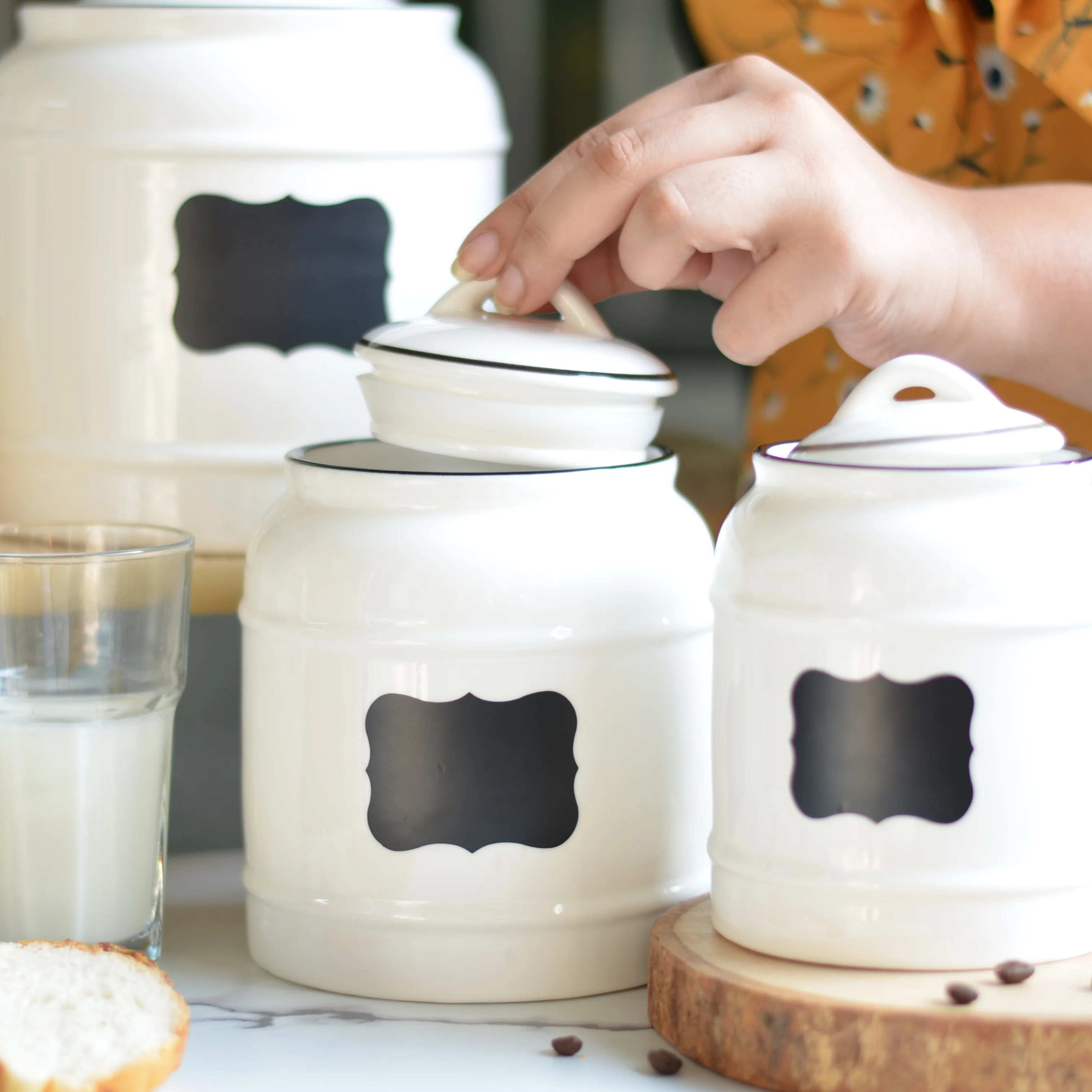 Airtight Jars Black - Image 11