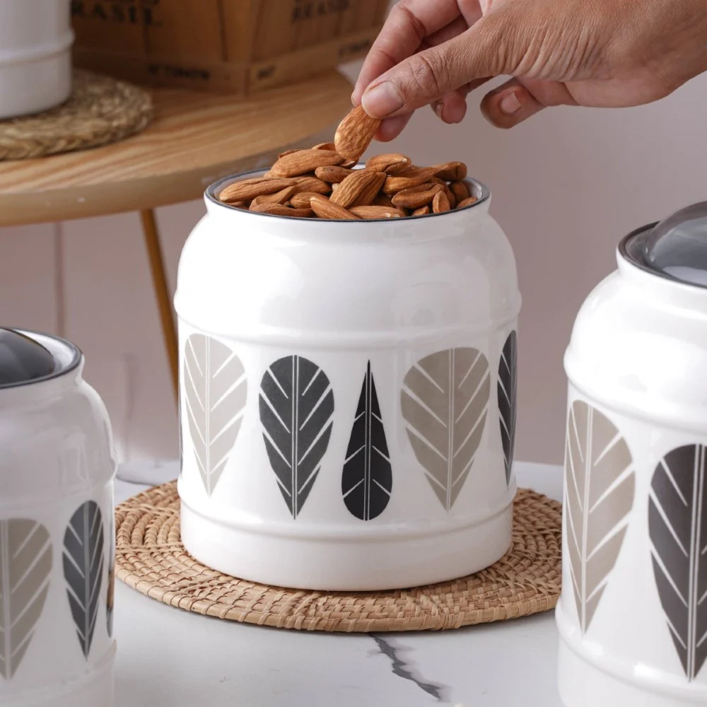 Airtight Jars Black And White - Image 4