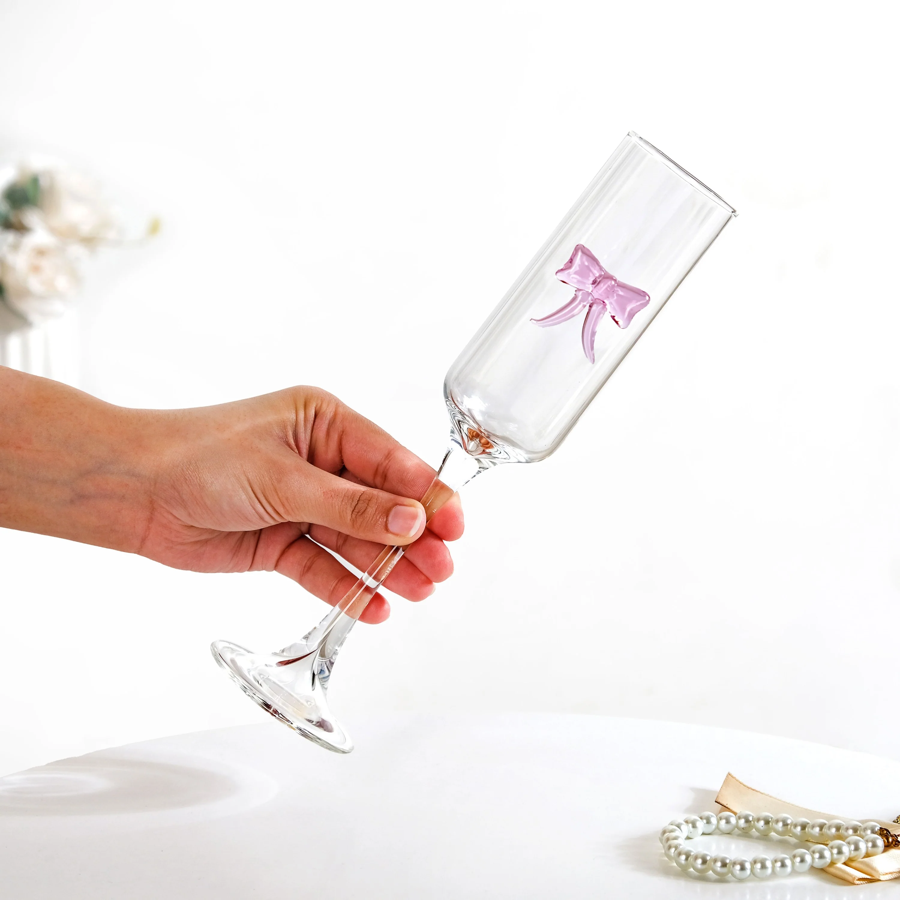 Champagne Glass With 3D Pink Bow 200ml - Image 5