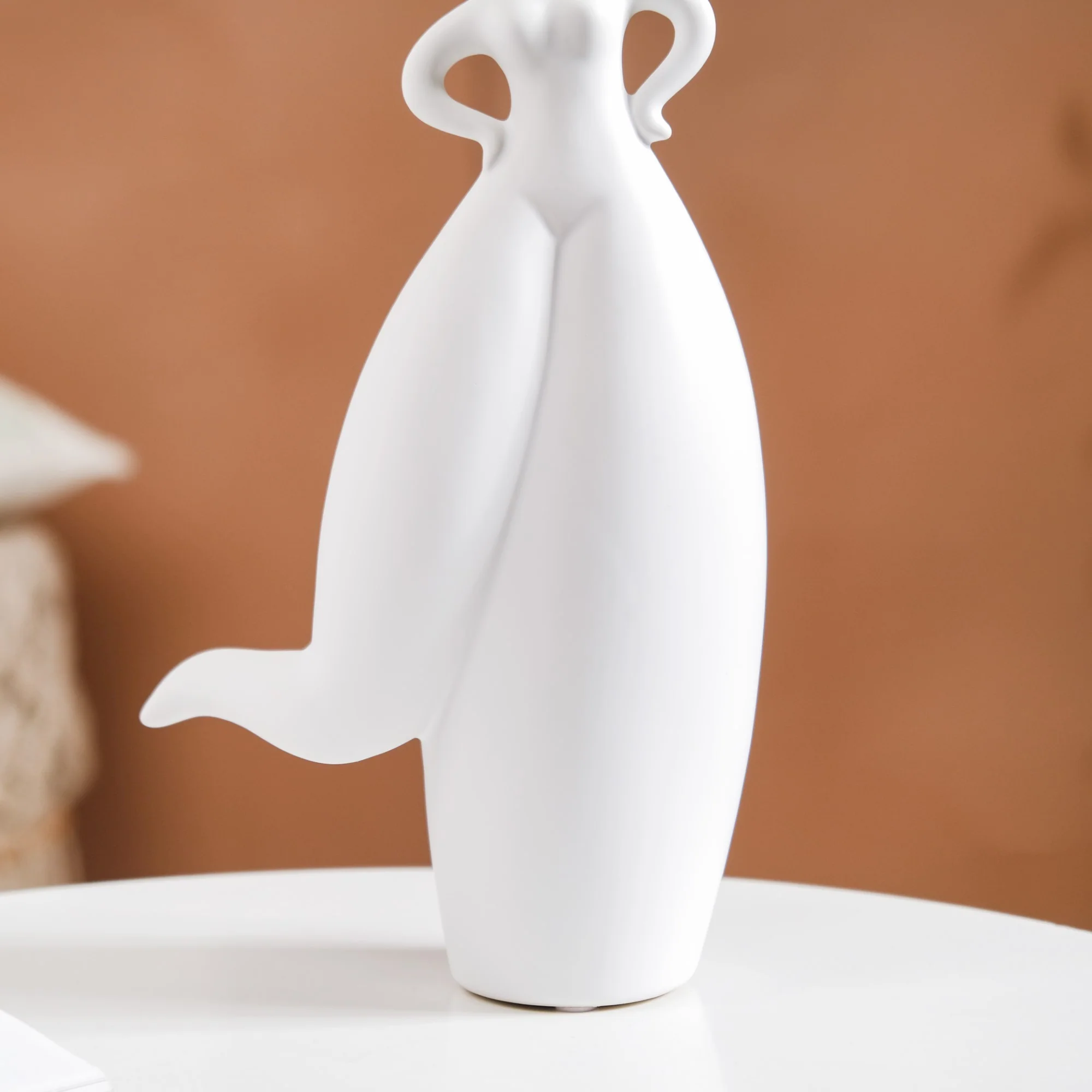 Dancing Girl Akimbo Ceramic Showpiece - Image 9