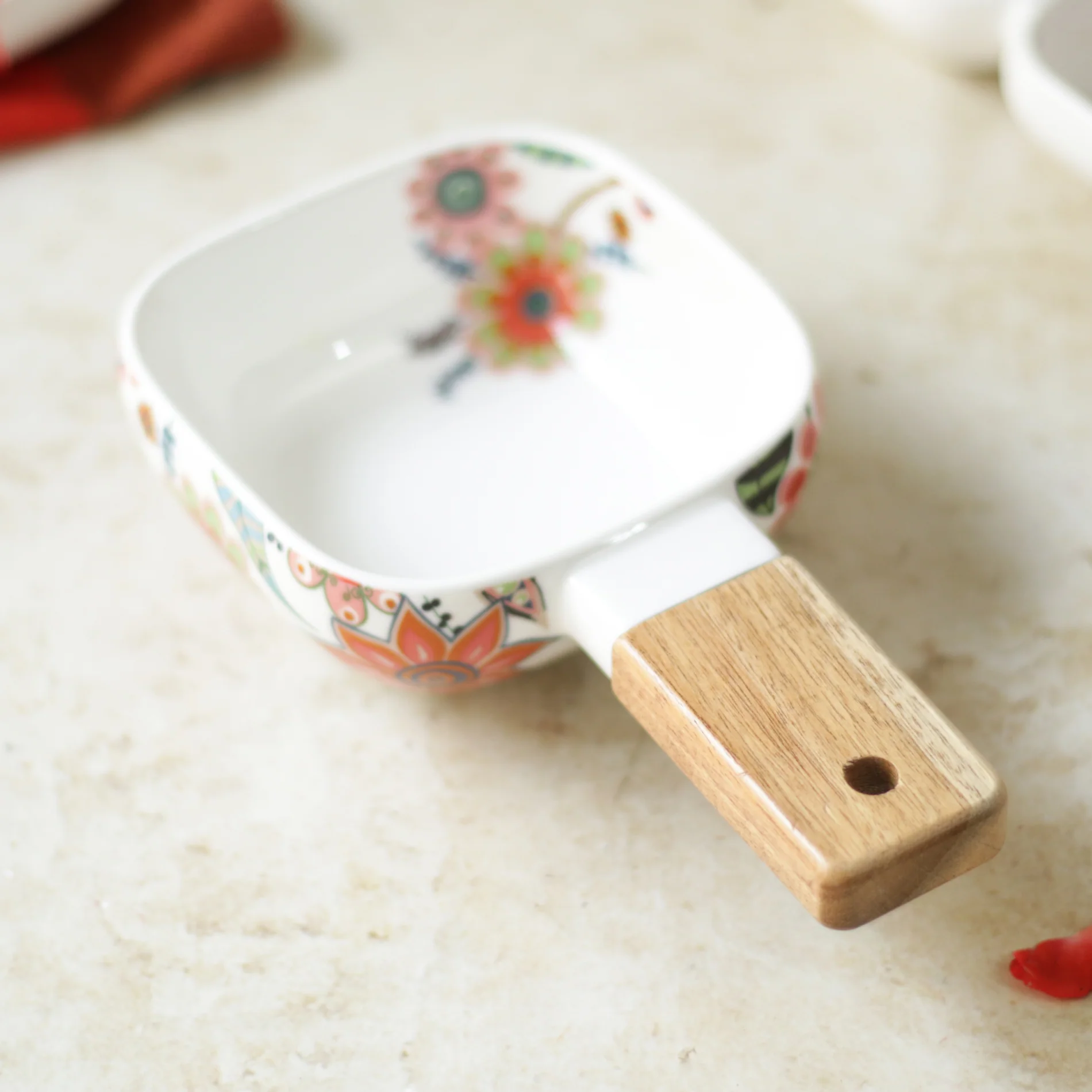 Floral Bowl with Handle - Image 3