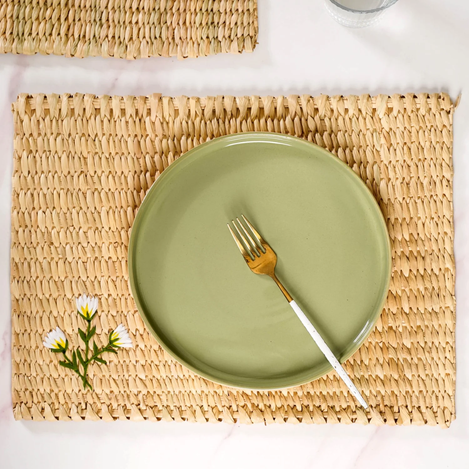 Handwoven Natural Kauna Grass Table Mat Set Of 2 - Image 3