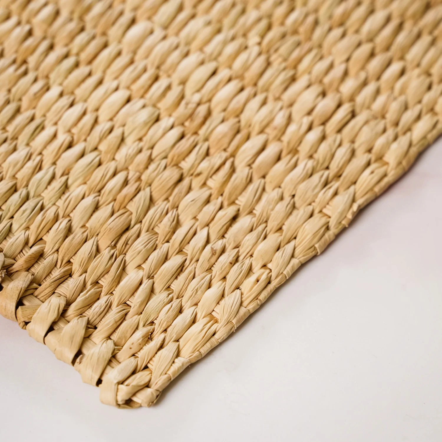 Handwoven Natural Kauna Grass Table Mat Set Of 2 - Image 8