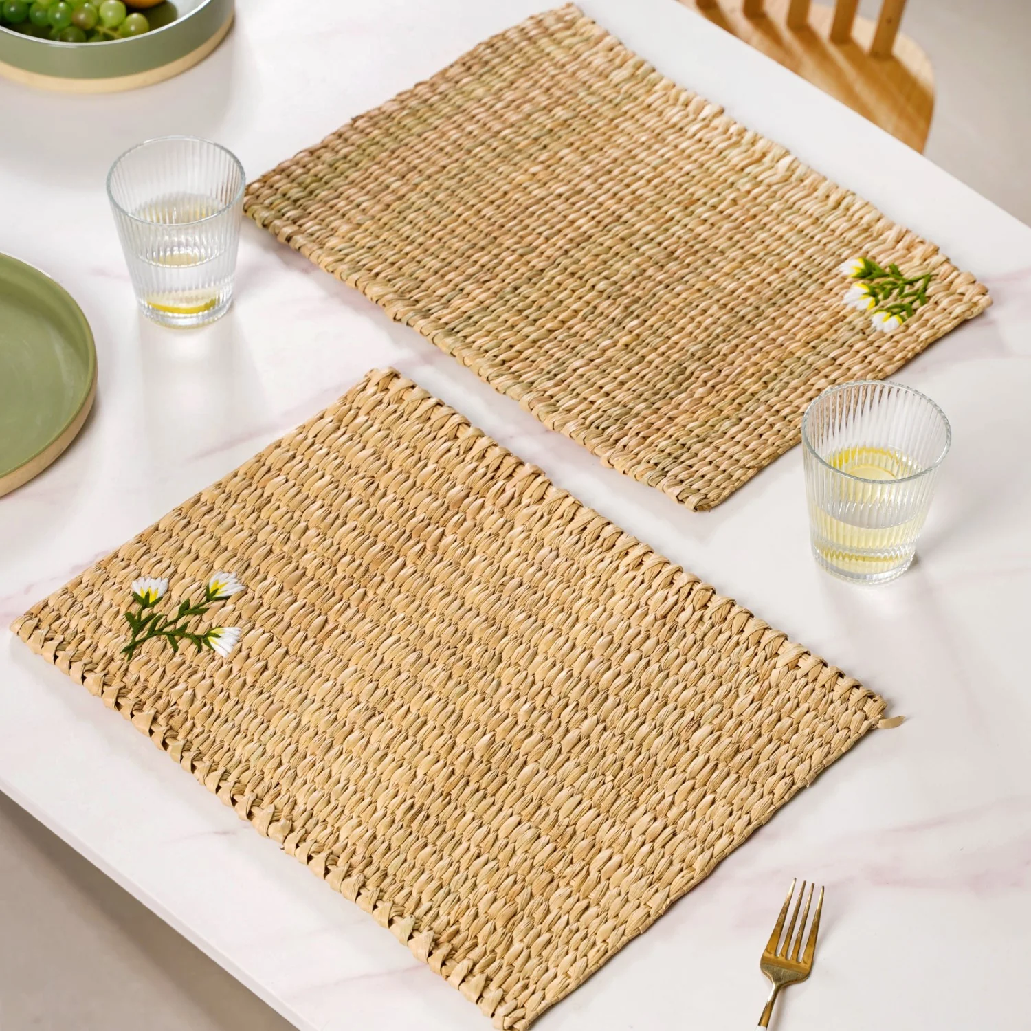 Handwoven Natural Kauna Grass Table Mat Set Of 2 - Image 9