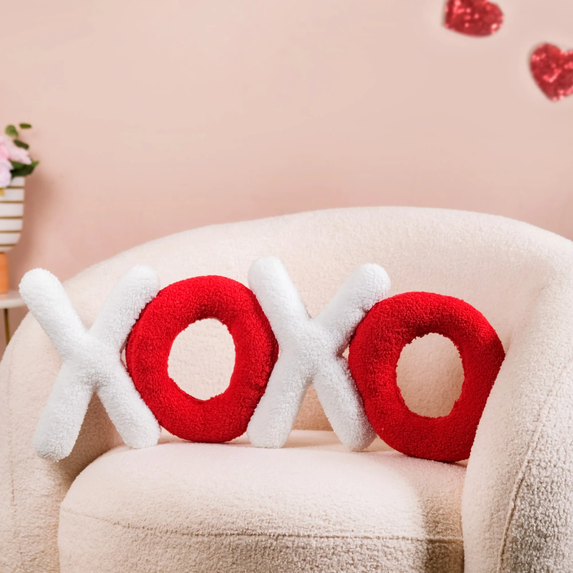 Hugs And Kisses Sherpa Sofa Cushion 25x10 Inch - Image 7