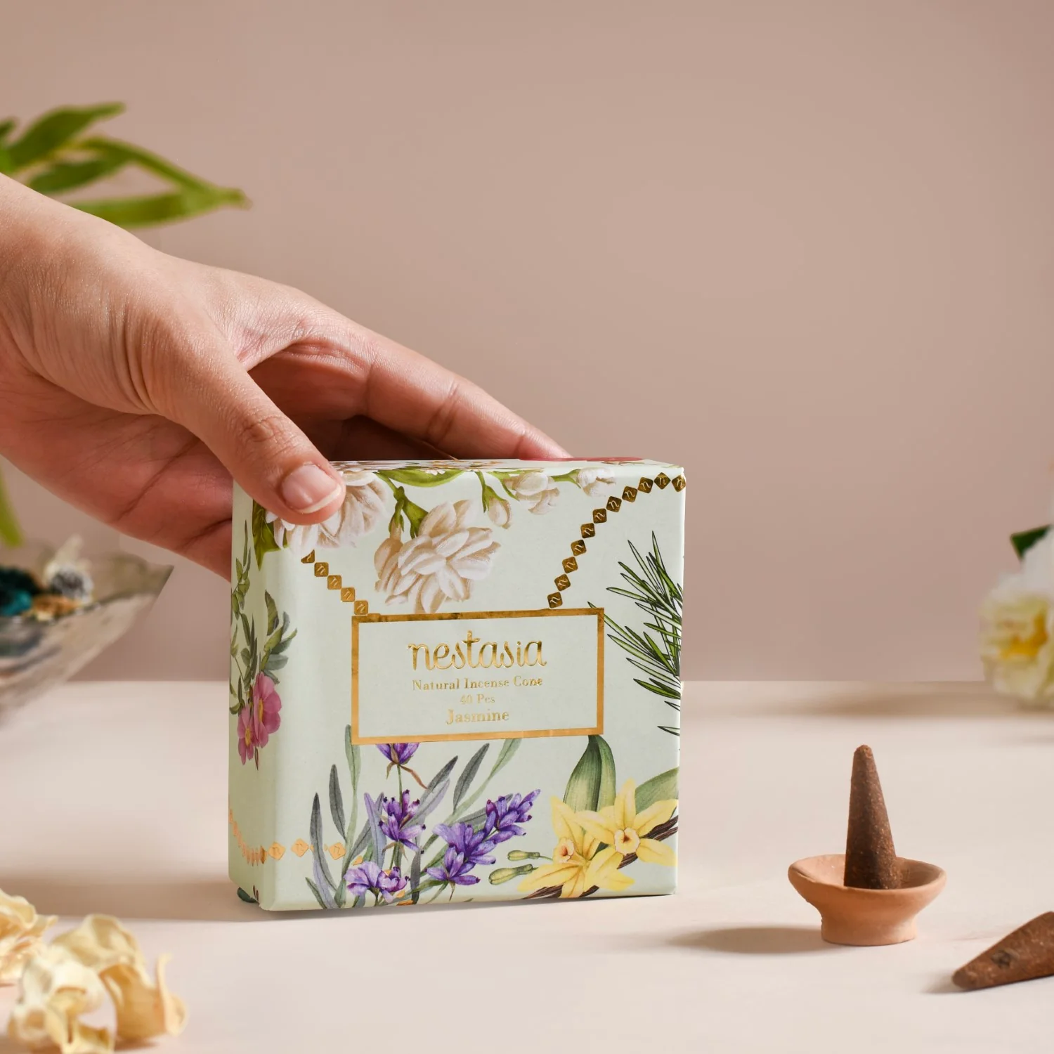 Jasmine Fragrant Incense Cones Pack Of 40 - Image 3