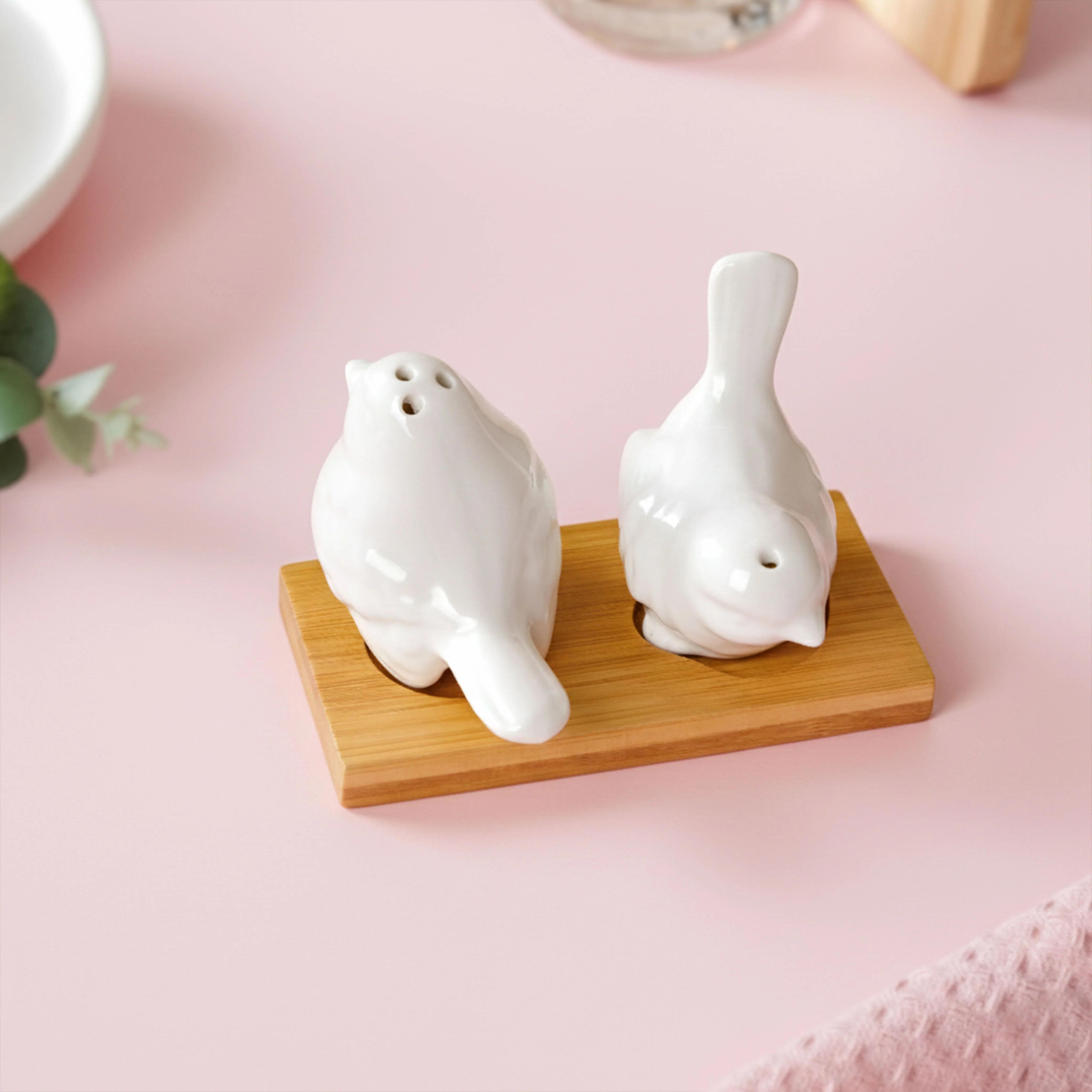 Lovebirds Salt And Pepper Shaker Set With Stand - Image 11
