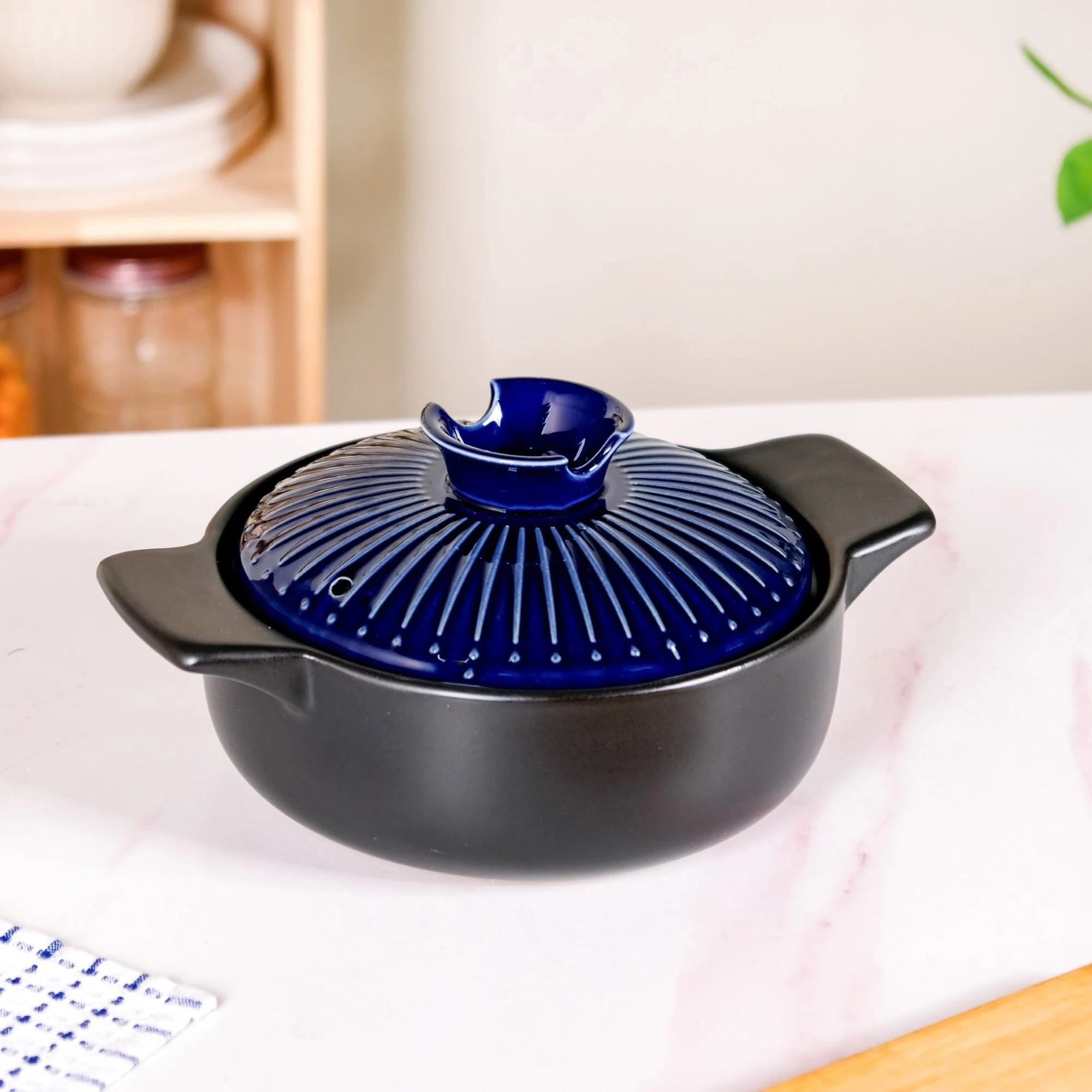 Lumea Japanese Style Earthenware Clay Cooking Pot 1600ml - Image 11