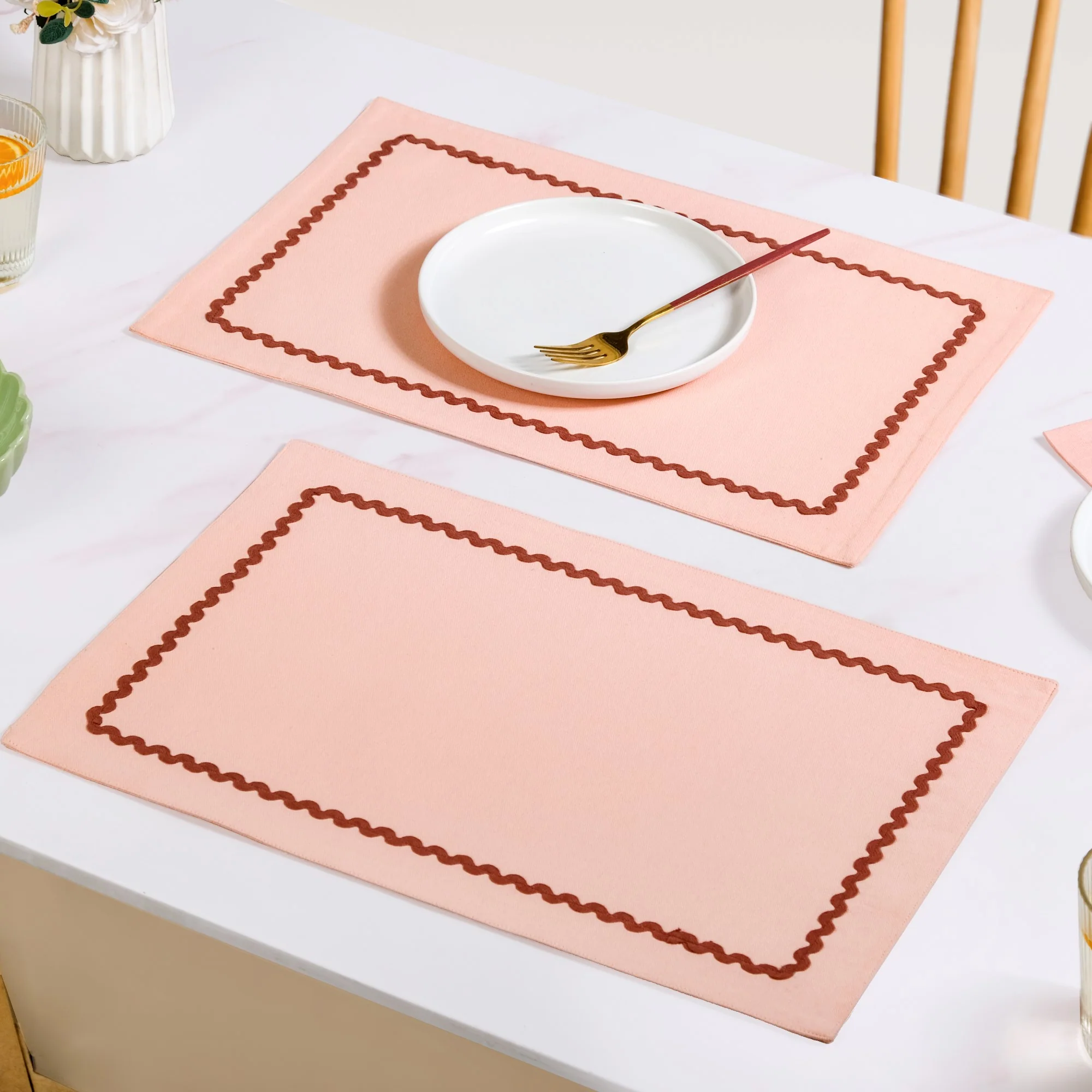 Madeline Peach Set Of 4 Reversible Cotton Placemats - Image 8