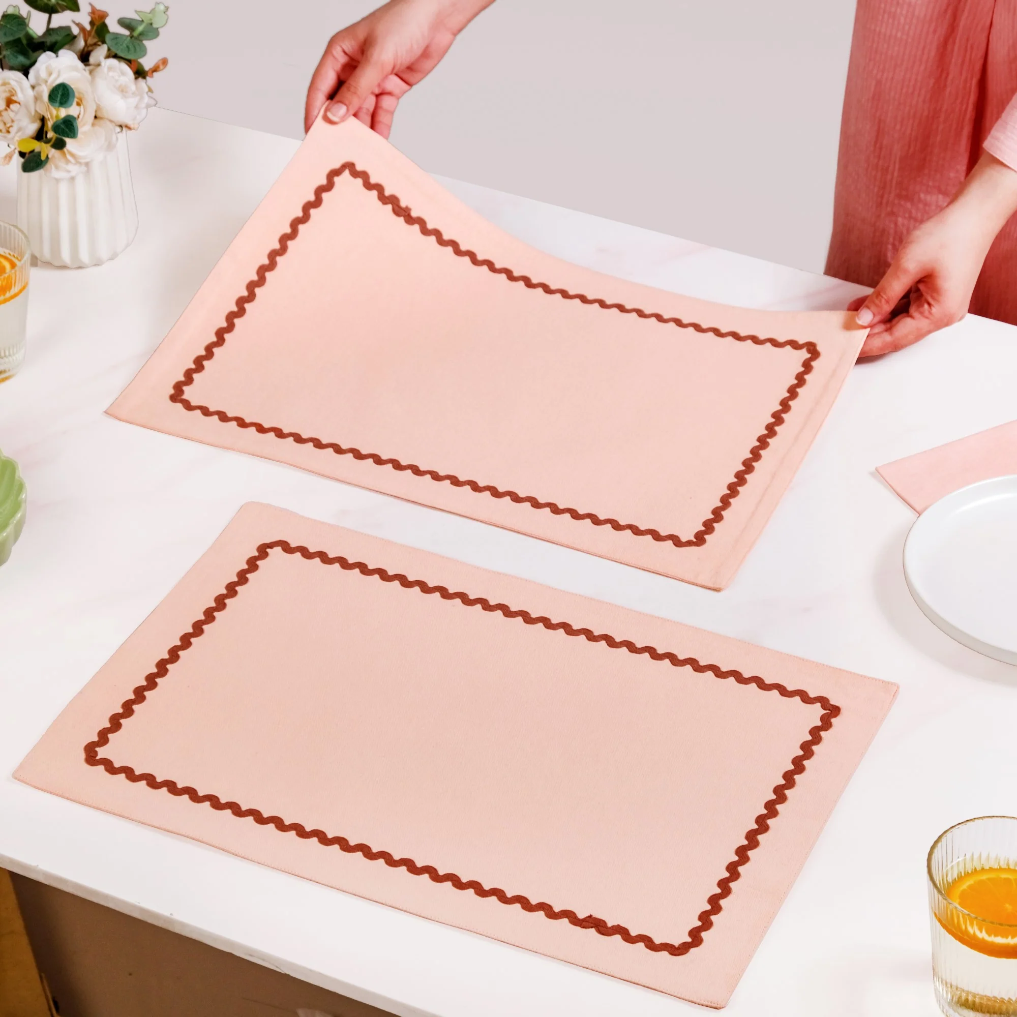 Madeline Rick Rack Peach Set Of 6 Reversible Cotton Placemats - Image 3