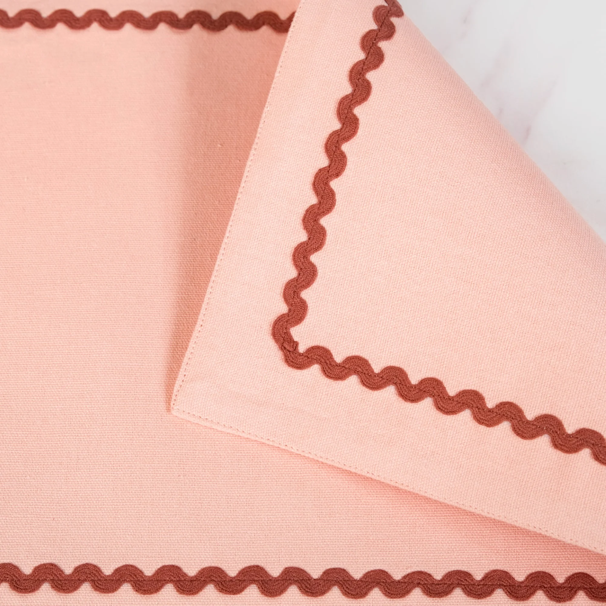 Madeline Rick Rack Peach Set Of 6 Reversible Cotton Placemats - Image 4