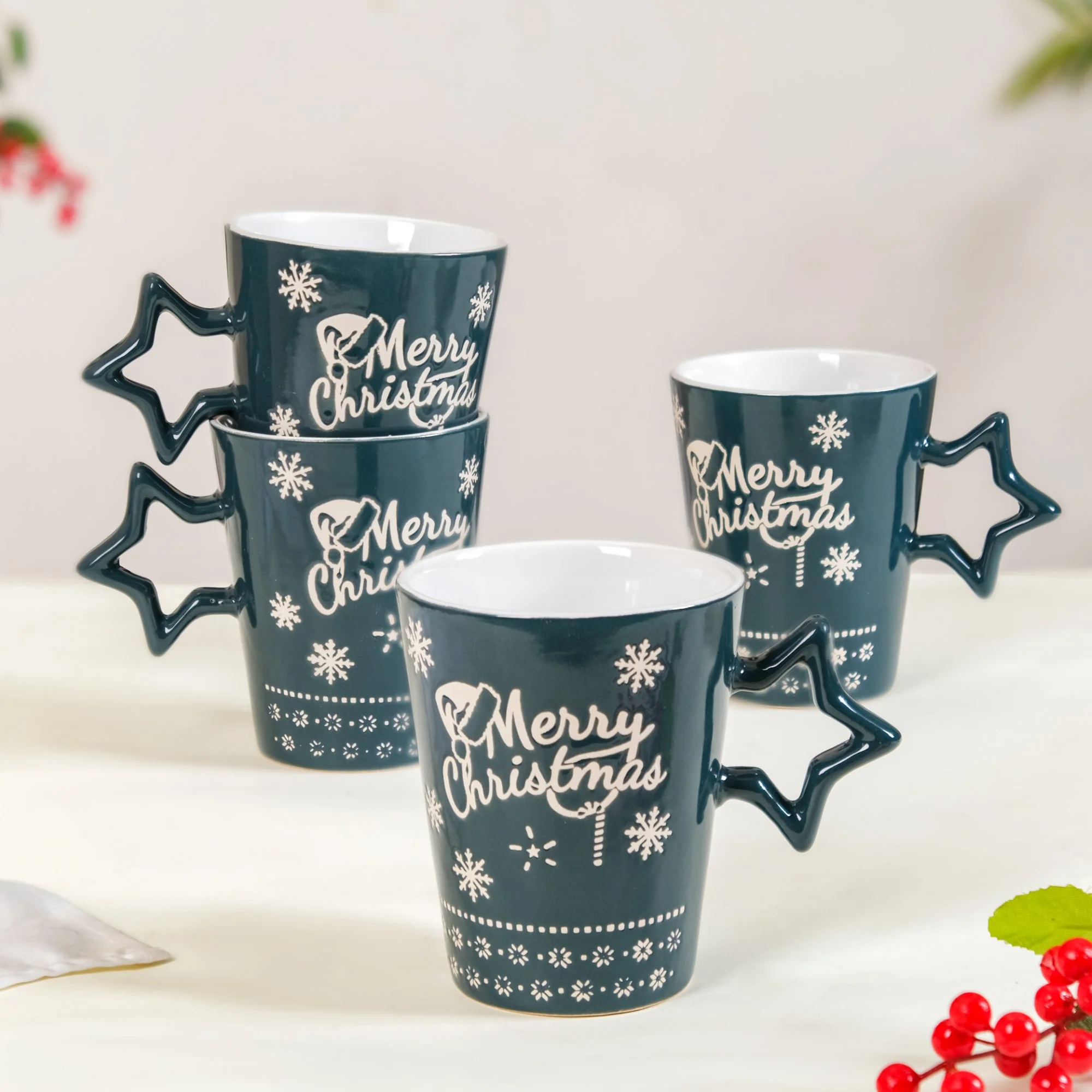Merry Christmas Set Of 4 Cups With Star Handle Green 300ml - Image 3