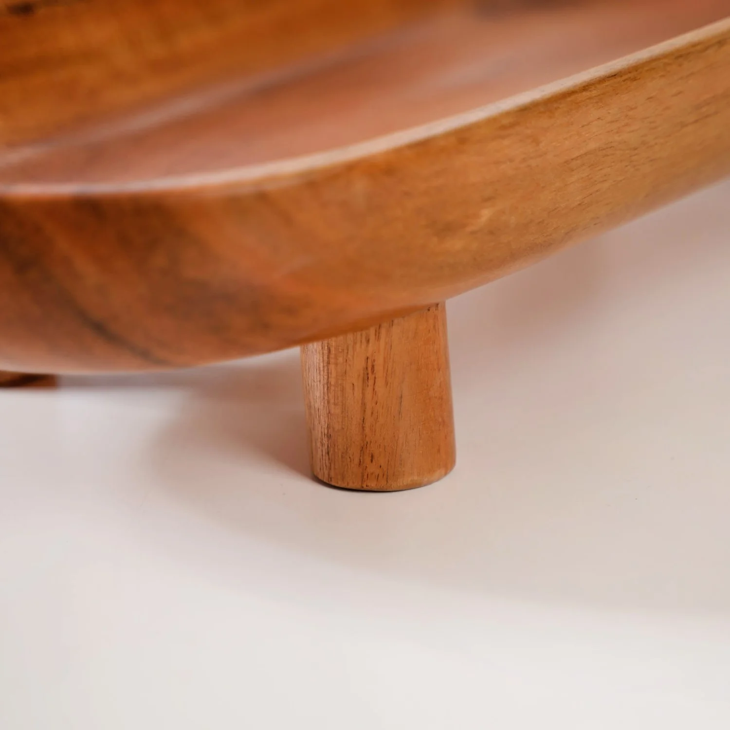 Natural Acacia Wood Oval Platter With Legs - Image 9