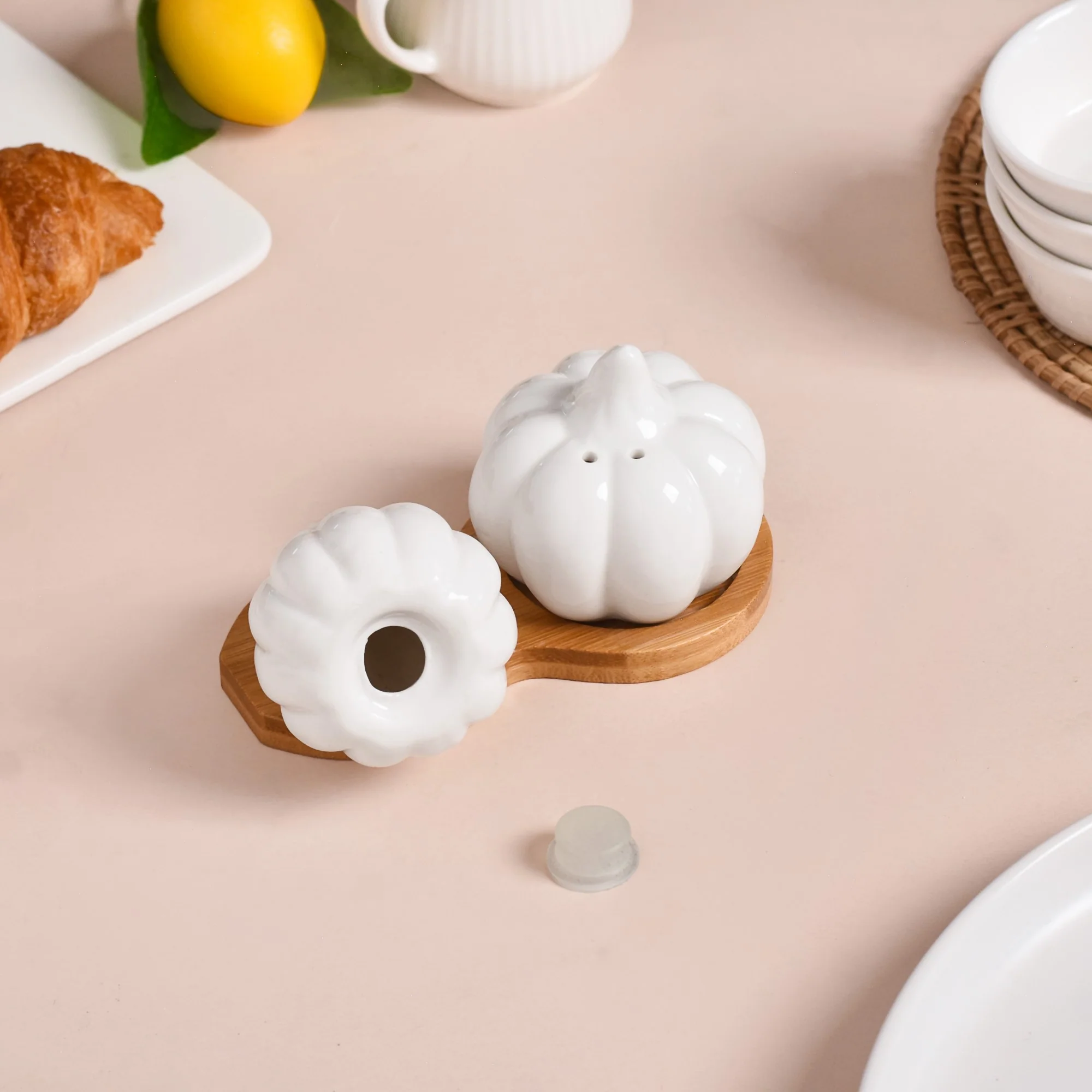 Pumpkin Salt And Pepper Shakers With Wooden Tray - Image 10