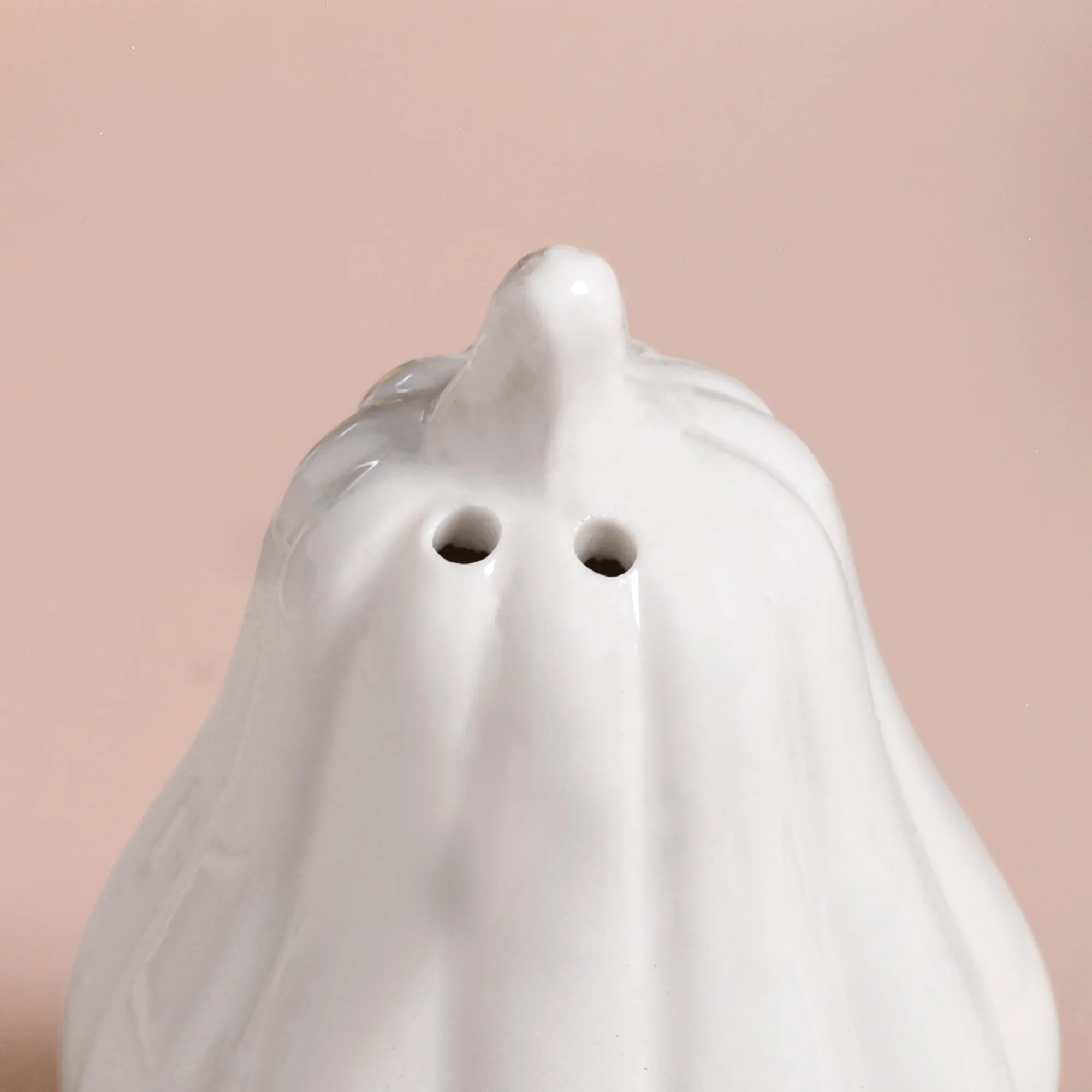 Pumpkin Salt And Pepper Shakers With Wooden Tray - Image 8