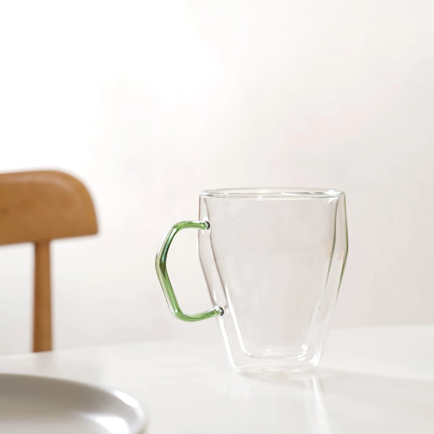 Set Of 2 Double Wall Glass Mugs With Green Handle 250ml - Image 8