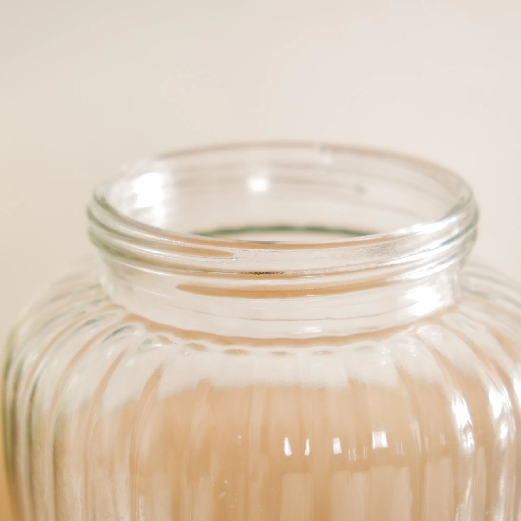 Set of 2 Glass Jars With Wooden Lid 1600ml - Image 11