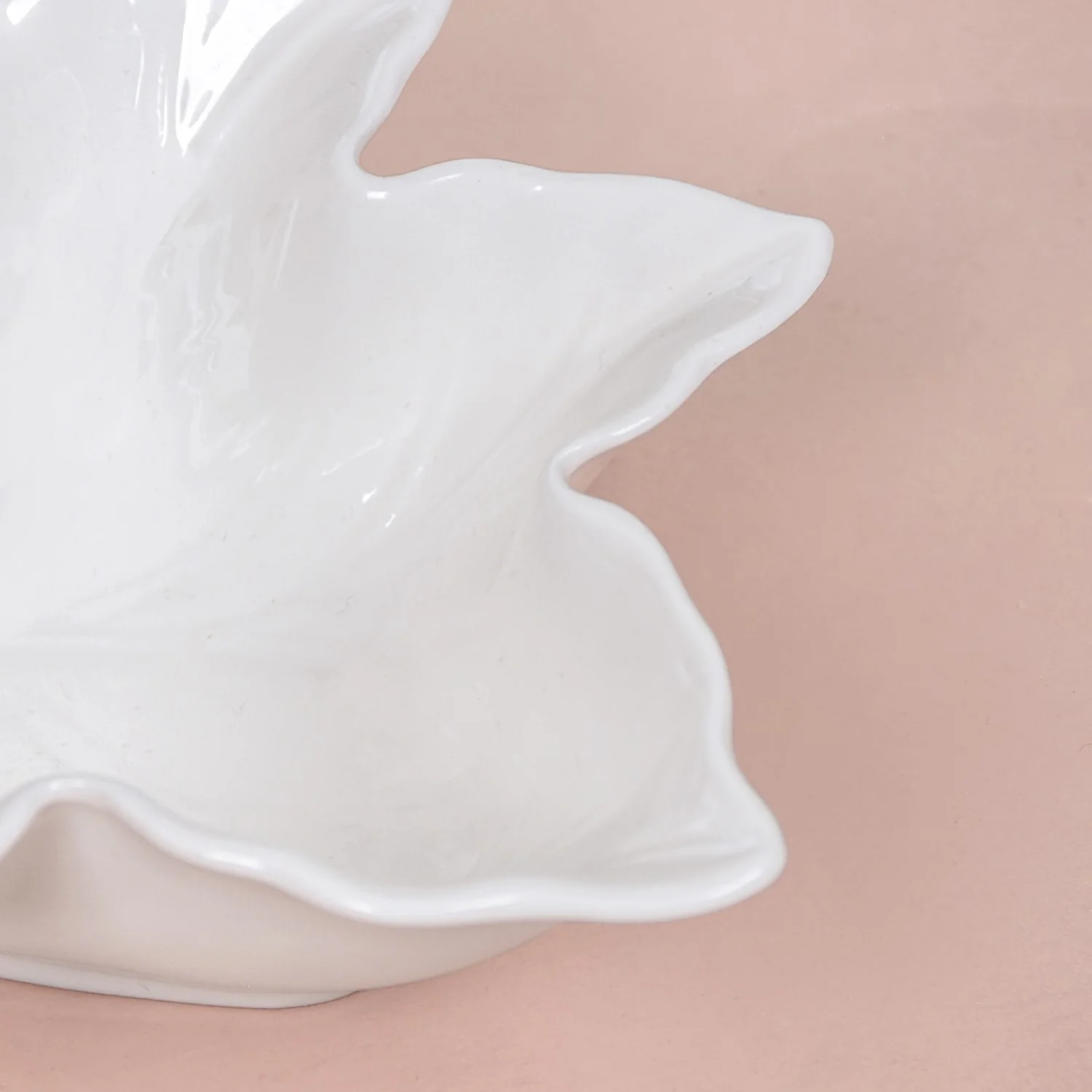 Set Of 3 Maple Leaf Ceramic Bowls With Tray 200ml - Image 7