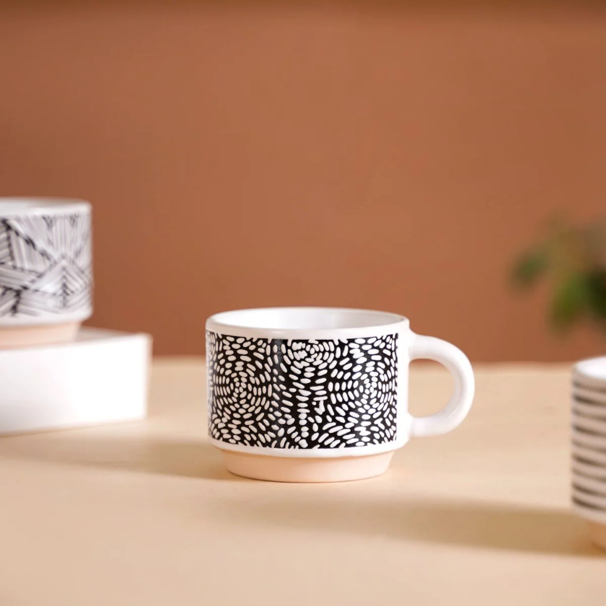 Set Of 4 Stackable Ceramic Cups With Stand Black White 180ml - Image 7