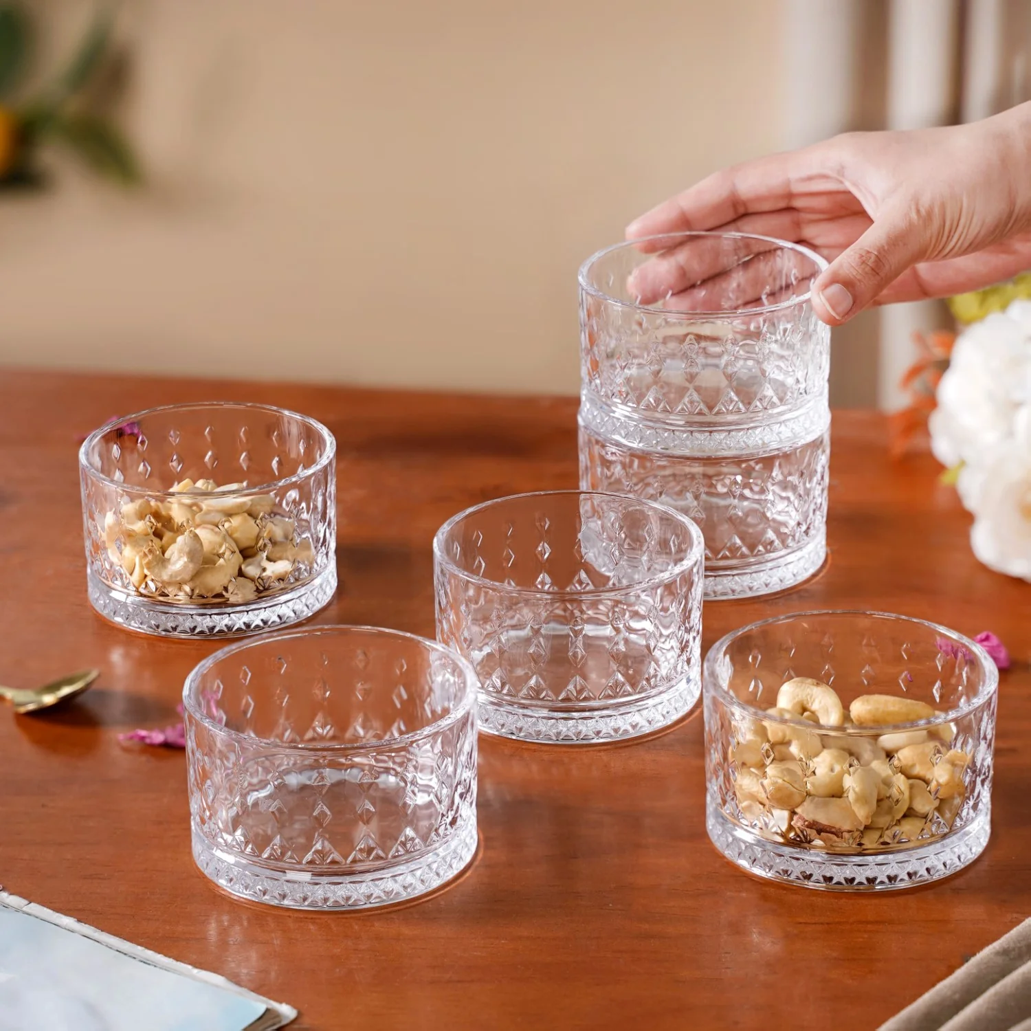 Set Of 6 Diamond Embossed Glass Snack Bowls 220ml - Image 6