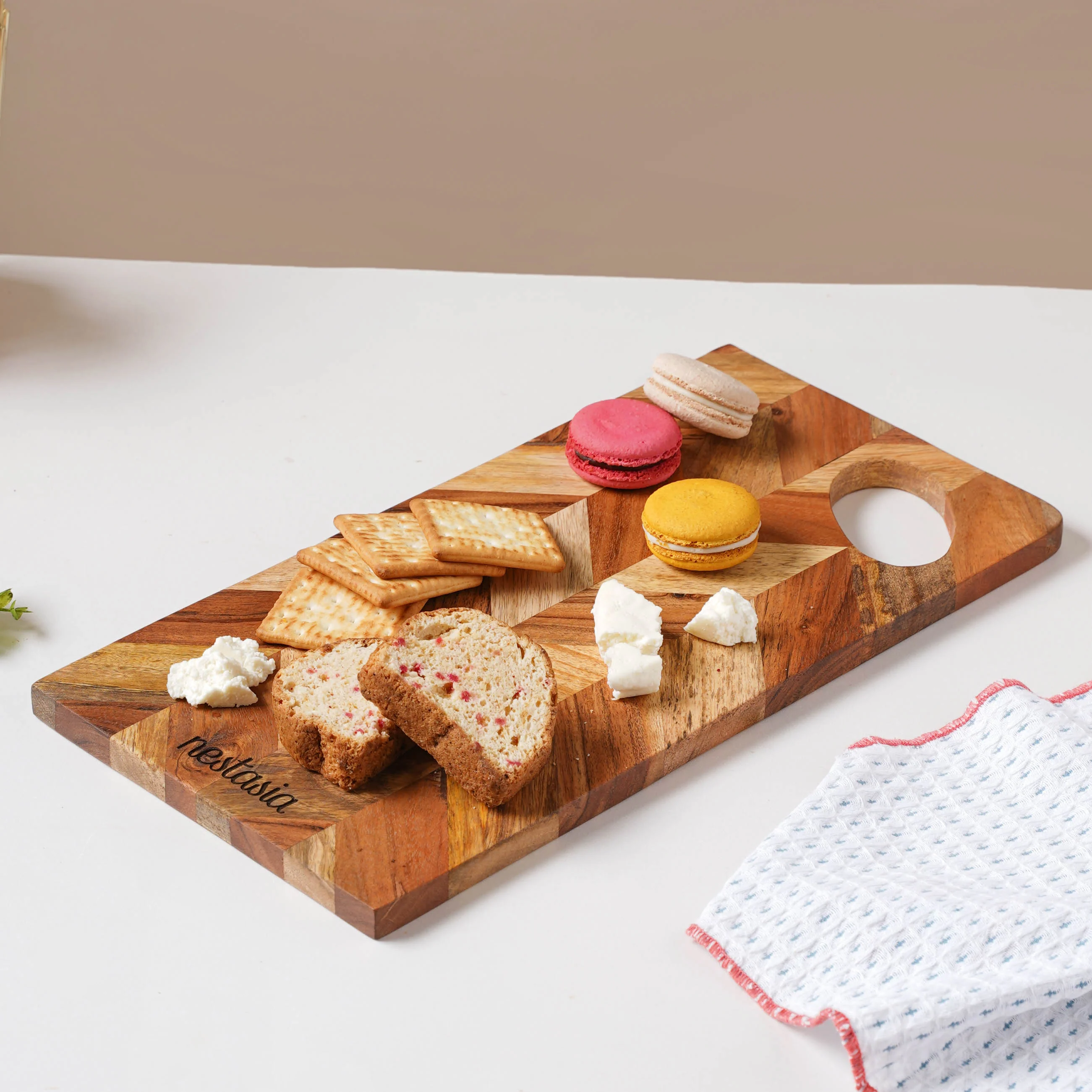 Wooden Chopping Board 15 Inch - Image 8