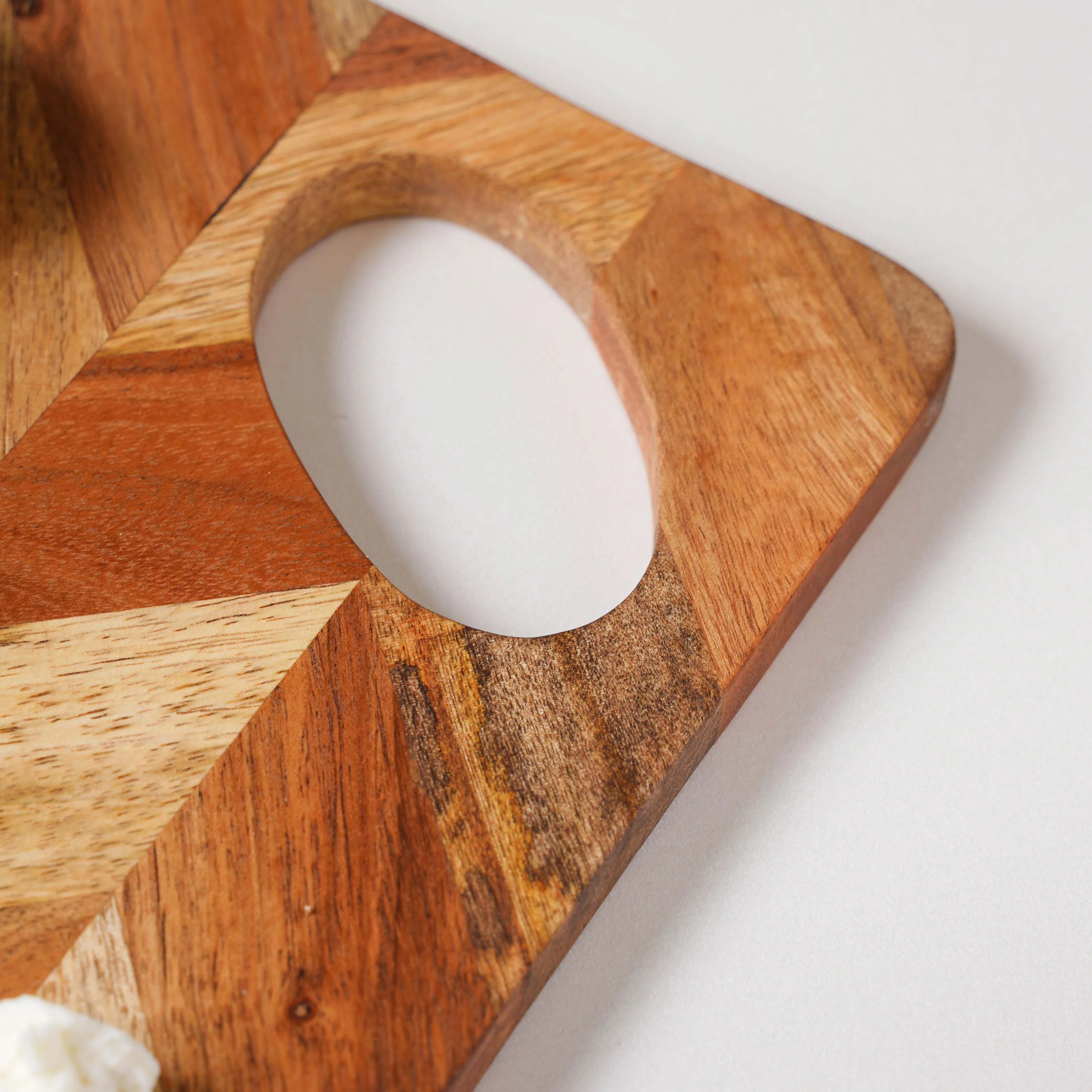 Wooden Chopping Board 15 Inch - Image 9