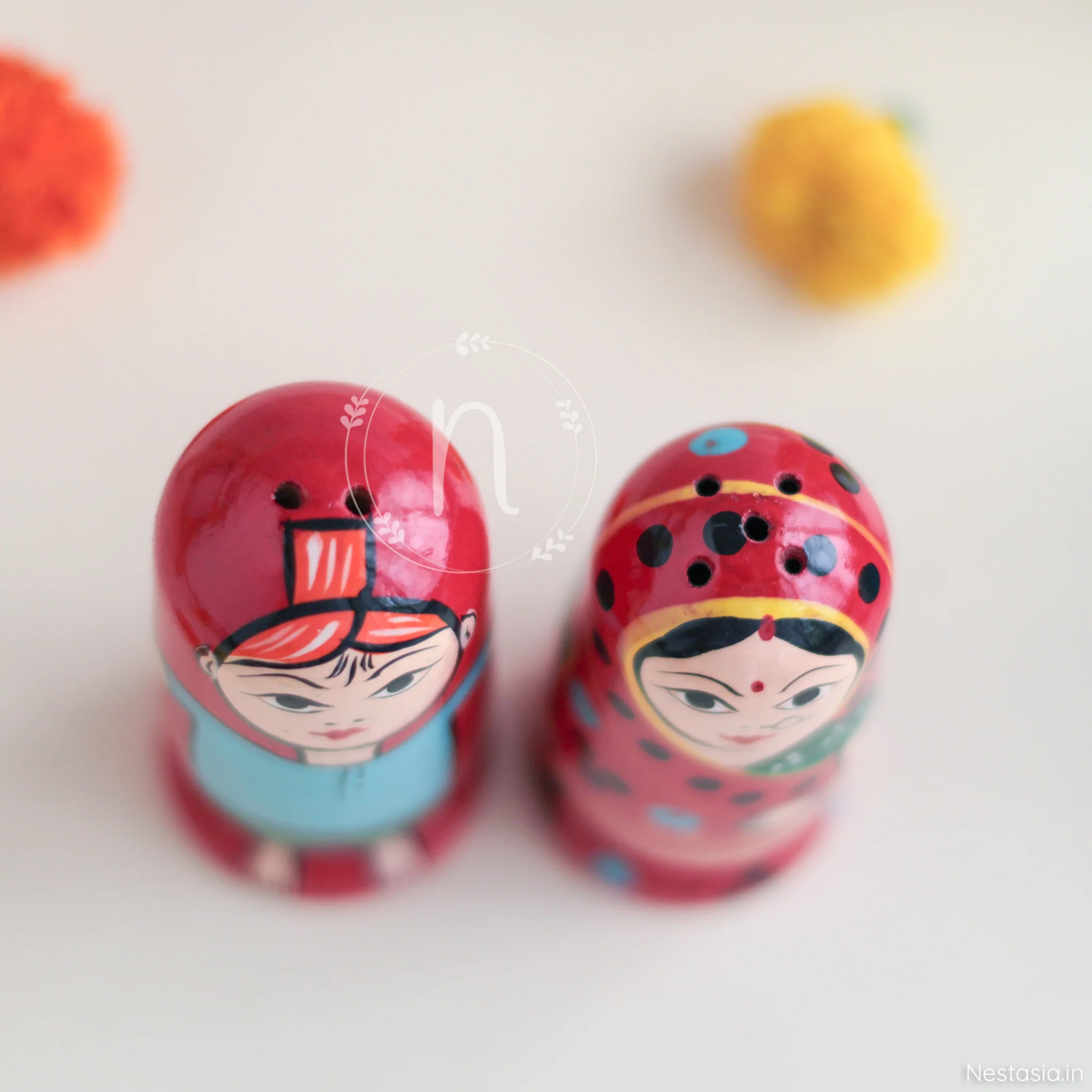 Wooden Salt and Pepper Shaker - Image 12