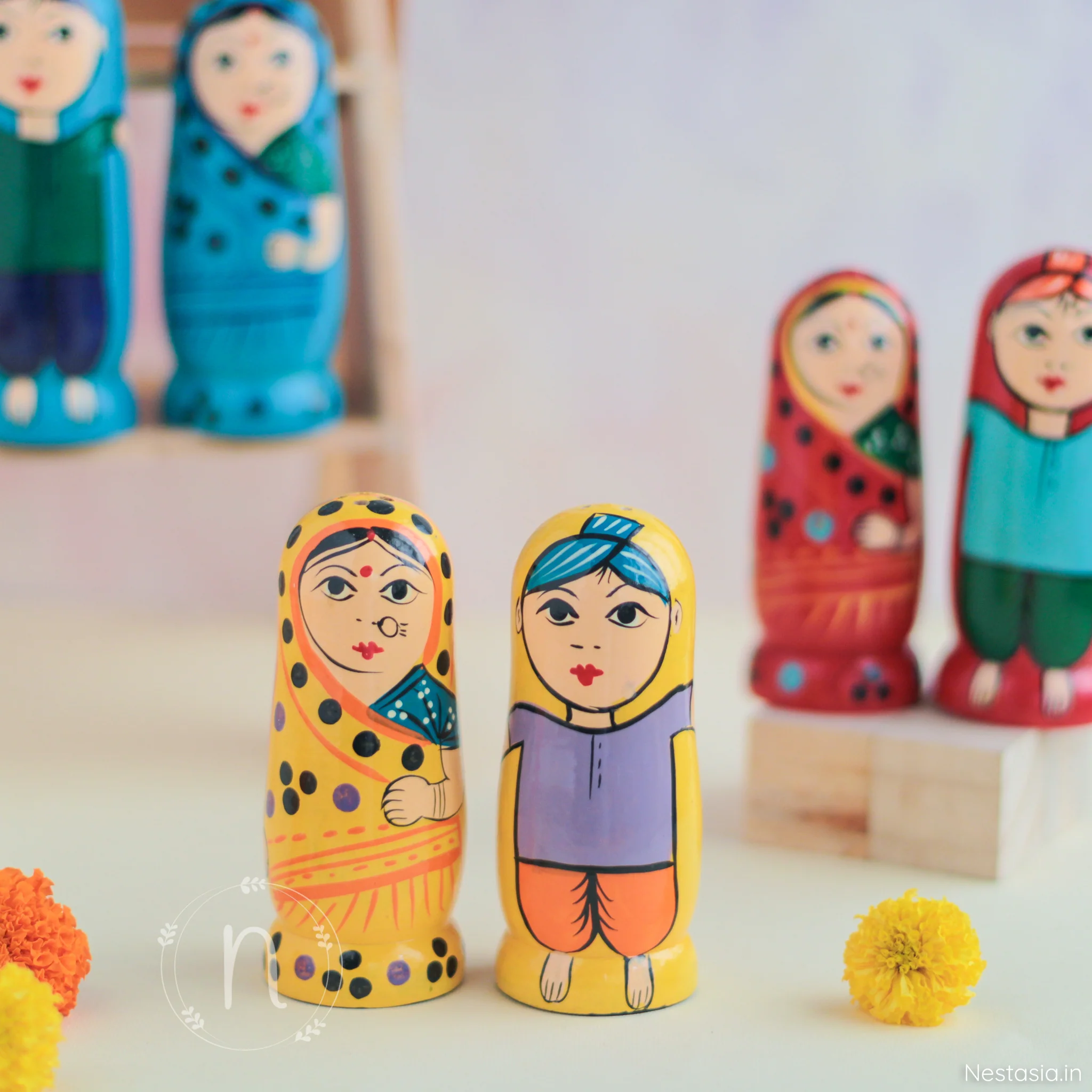 Wooden Salt and Pepper Shaker - Image 3