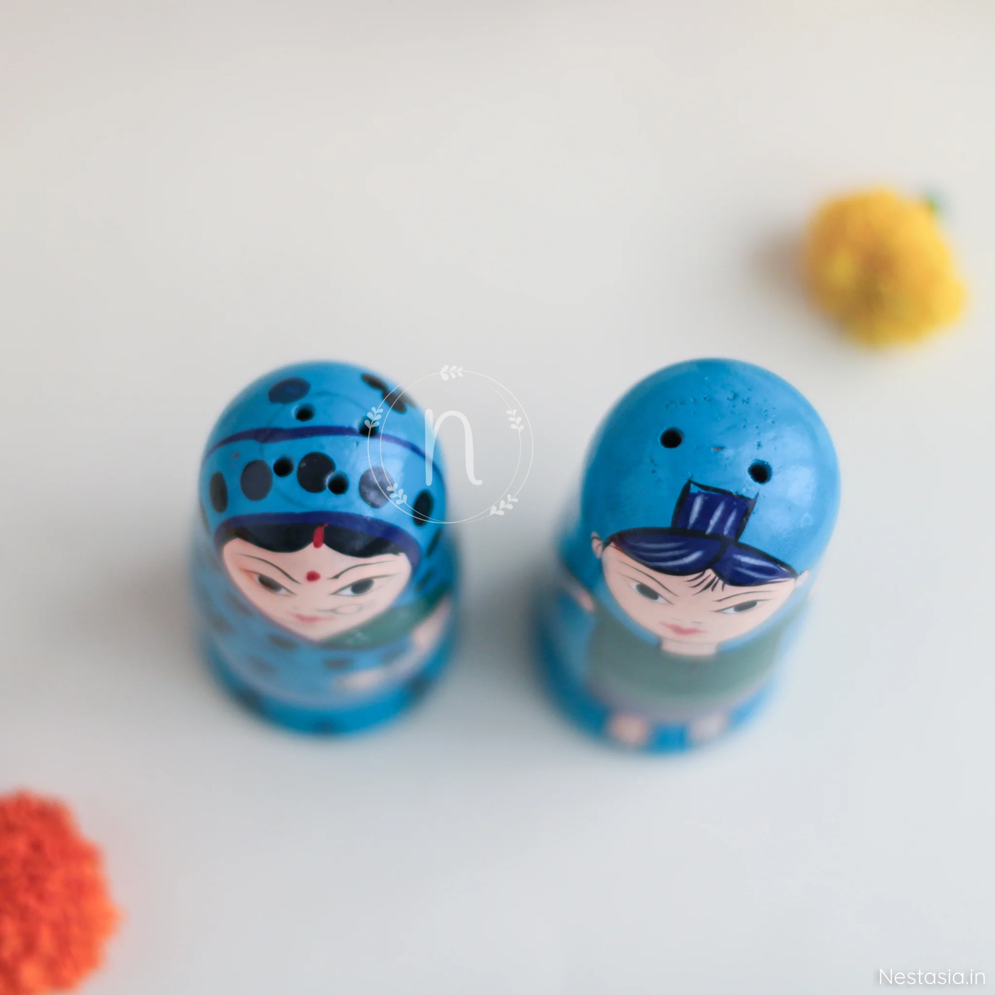 Wooden Salt and Pepper Shaker - Image 8